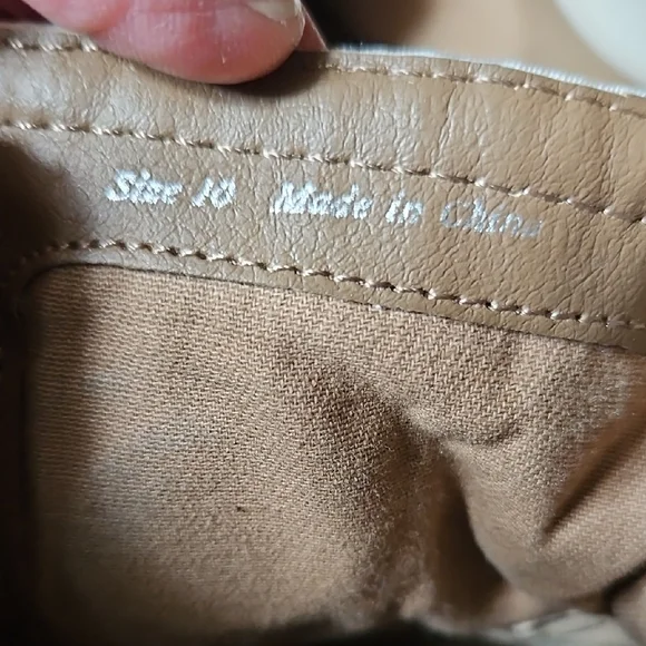 Dolce Vita Celida Women’s Chunky Lug Heel Ankle Combat Boots - Cream/Tan 10 - Picture 10 of 15